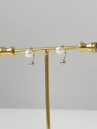 Сережки "Steel Balance" - Медсплав, Перламутр Круглий - арт. 9579388174 - Le'Perle - мініатюра 3