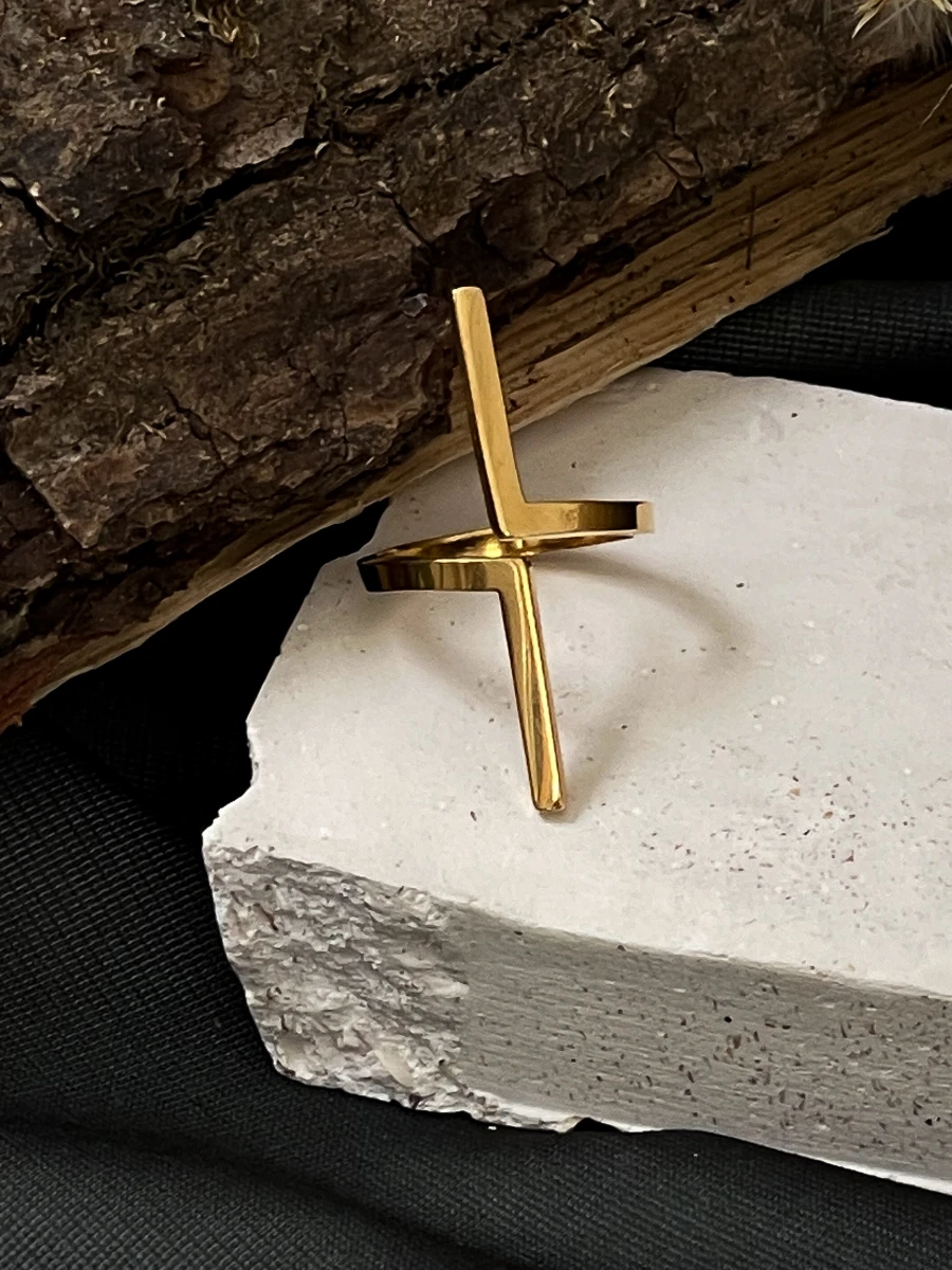 Каблучка "Лінії"