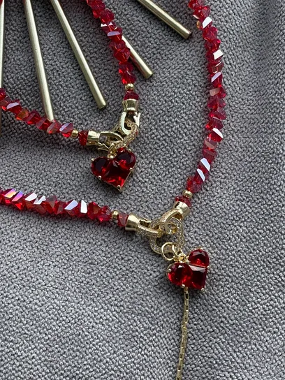 Кольє "Red Clover"