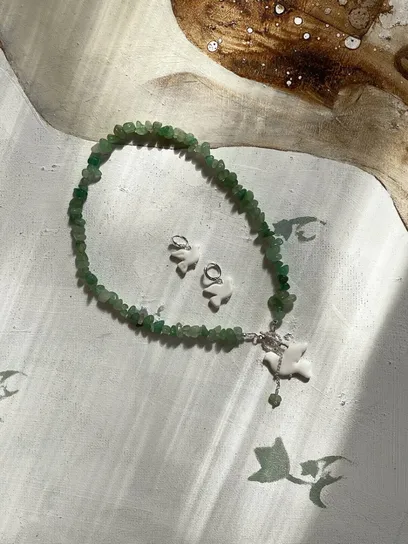 Кольє "Nephritis Горлиця"