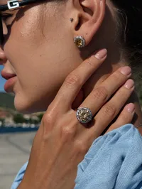 Сережки "Yellow Label" - Медсплав, Фіаніт, Циркон - арт. LE-1786347631458 - Le'Perle - мініатюра 3