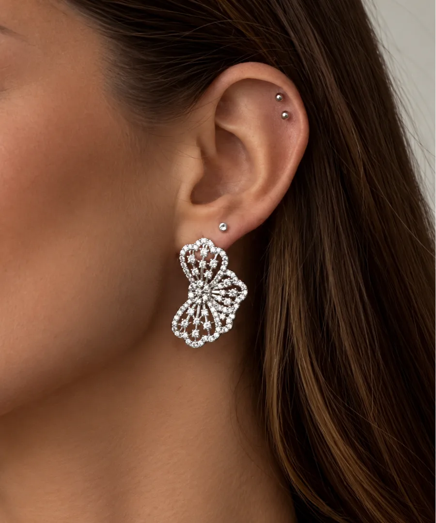 Сережки "Stylet" - Медсплав, Фіаніт, Циркон - арт. LE-1792939891461 - Le'Perle - фото 1